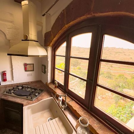 Traditional Maltese Home By Ma Properties St. Paul's Bay Exteriör bild