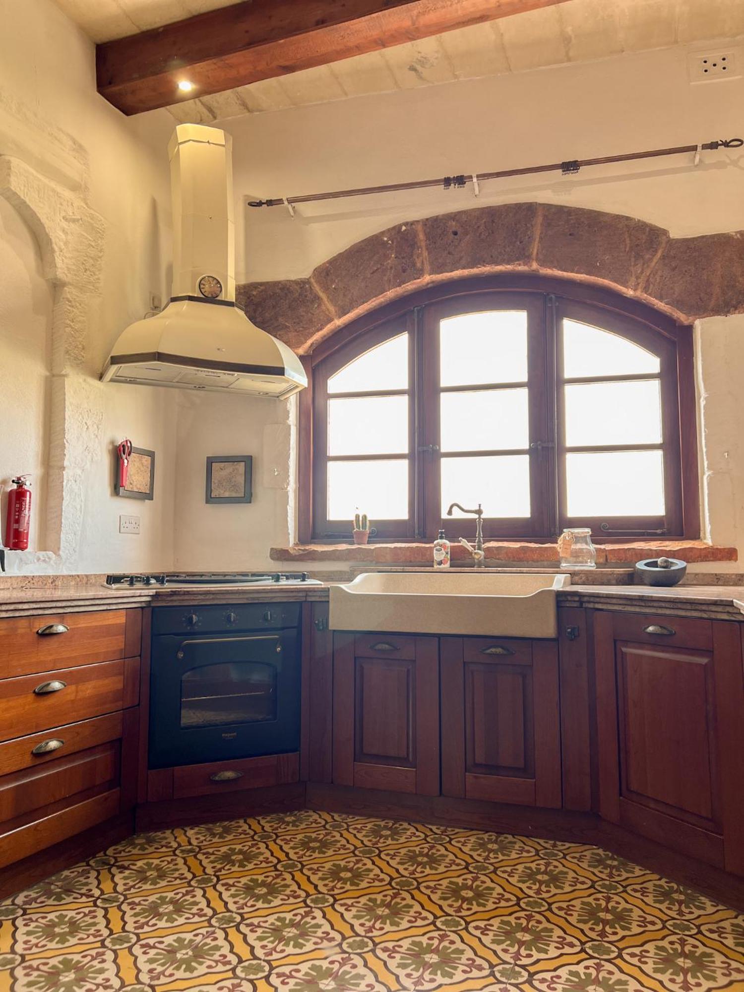 Traditional Maltese Home By Ma Properties St. Paul's Bay Exteriör bild
