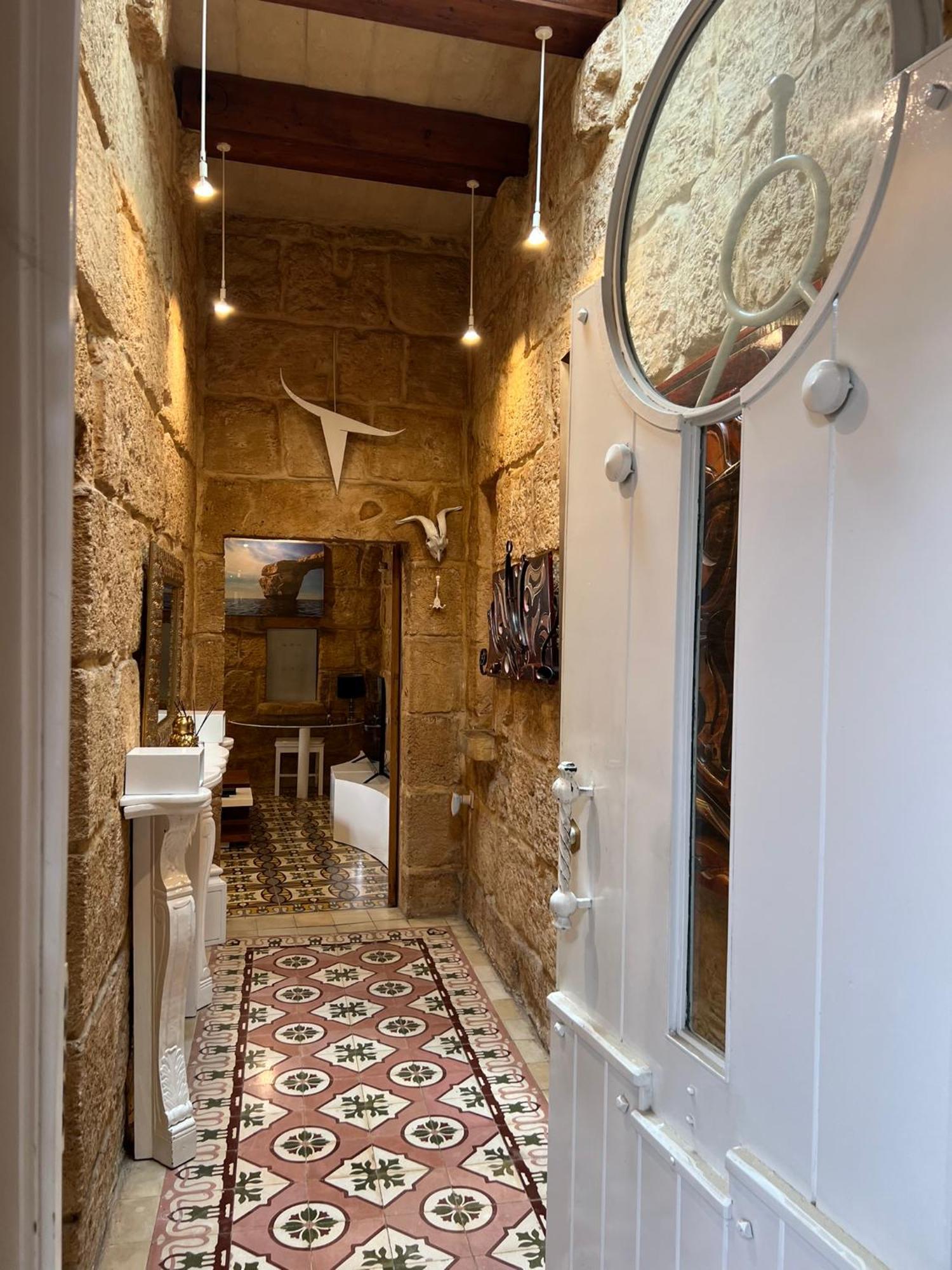 Traditional Maltese Home By Ma Properties St. Paul's Bay Exteriör bild