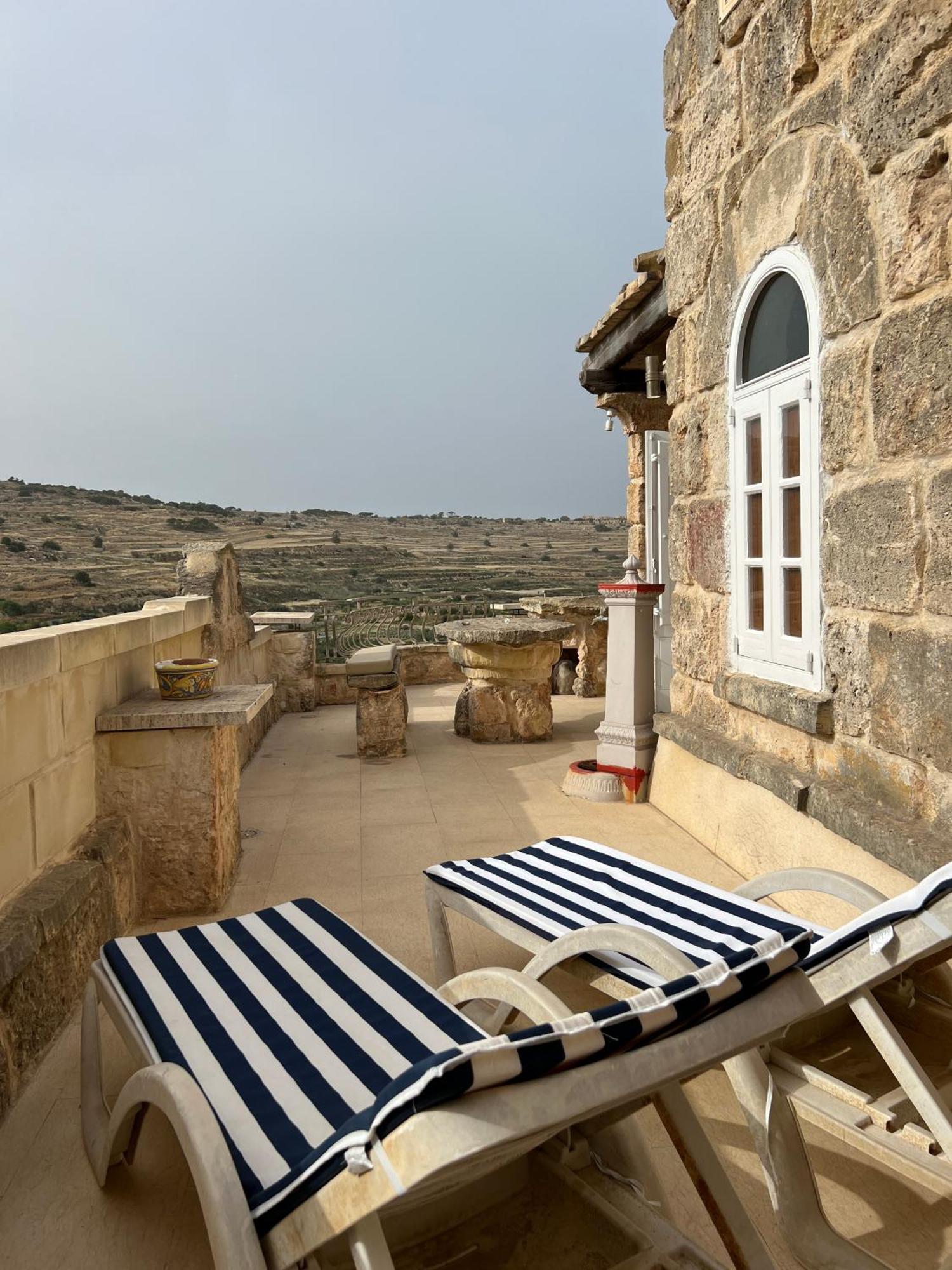 Traditional Maltese Home By Ma Properties St. Paul's Bay Exteriör bild