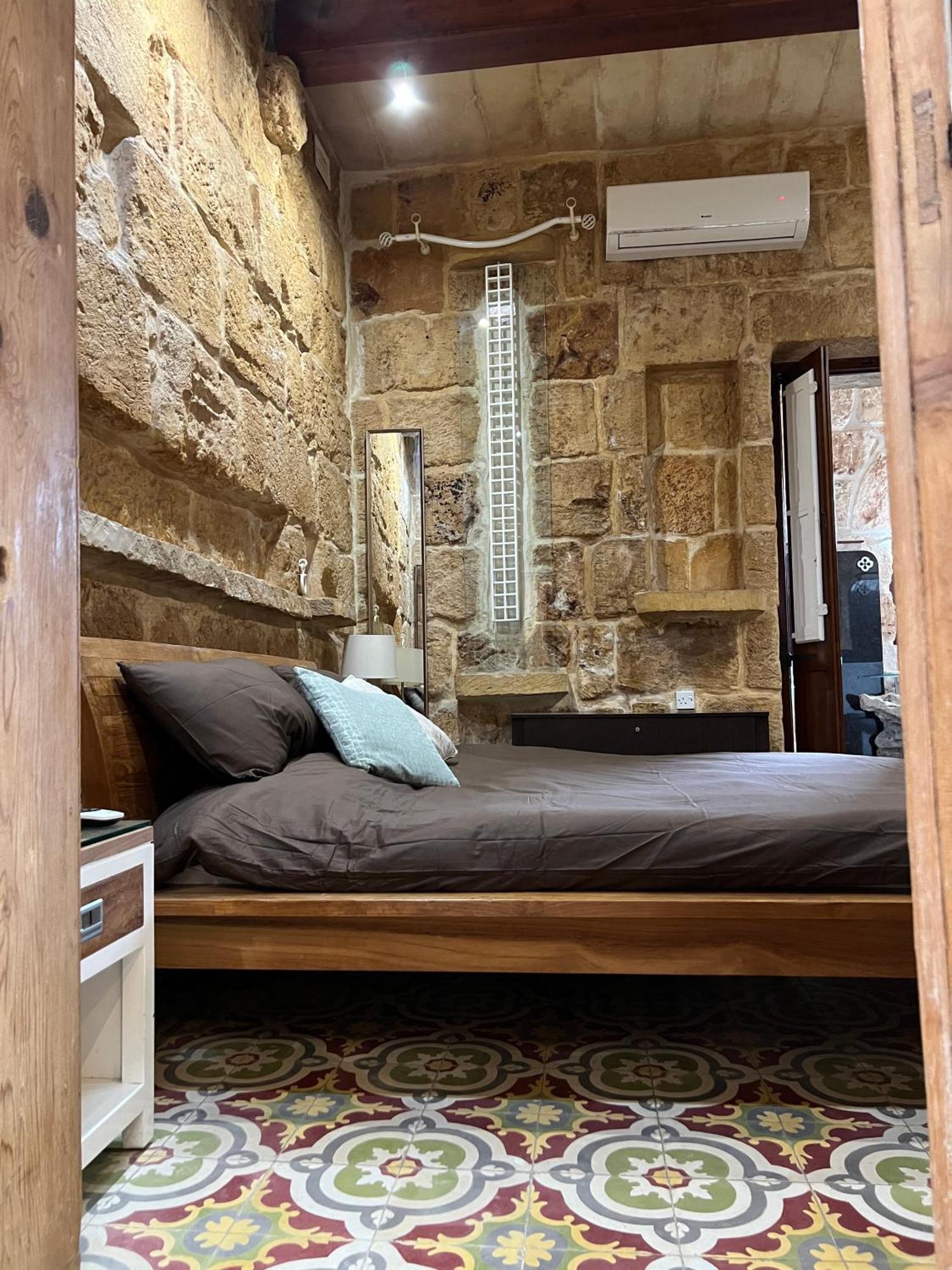 Traditional Maltese Home By Ma Properties St. Paul's Bay Exteriör bild